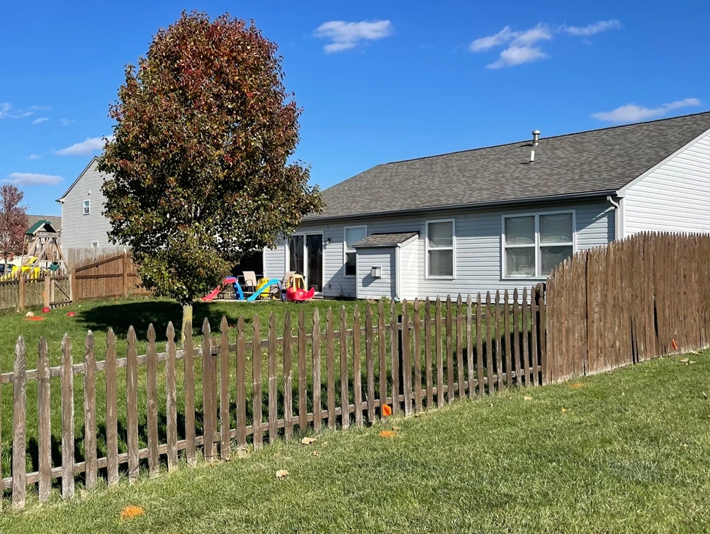 fence contractor