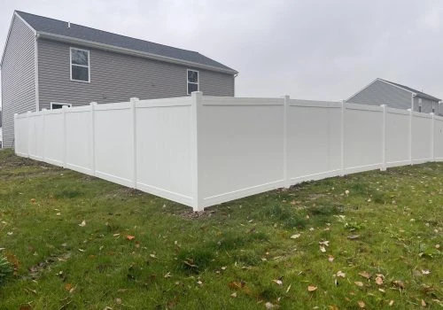 vinyl fence installation